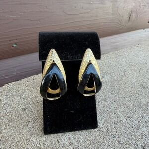 Vintage 80s Gold Tone Etched Black Enamel Teardrop Statement Earrings Art Deco